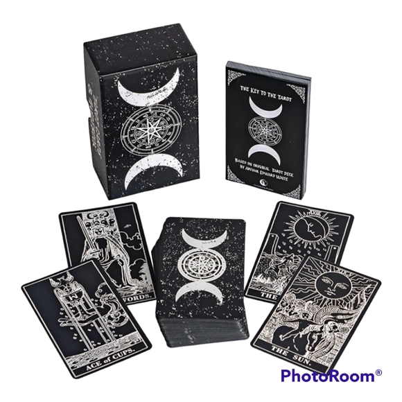 Seed of Life Tarot Cloth & Prophet Silver Foil Tarot Deck - Picture 10 of 10